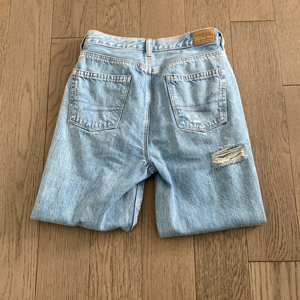 American Eagle Ripped Mom Jean - Picture 9 of 11